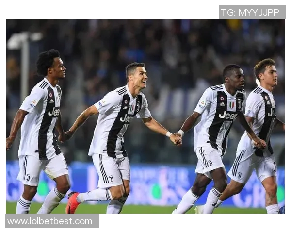 足总杯惊现冷门那不勒斯与尤文图斯激战成平局引发全场热议