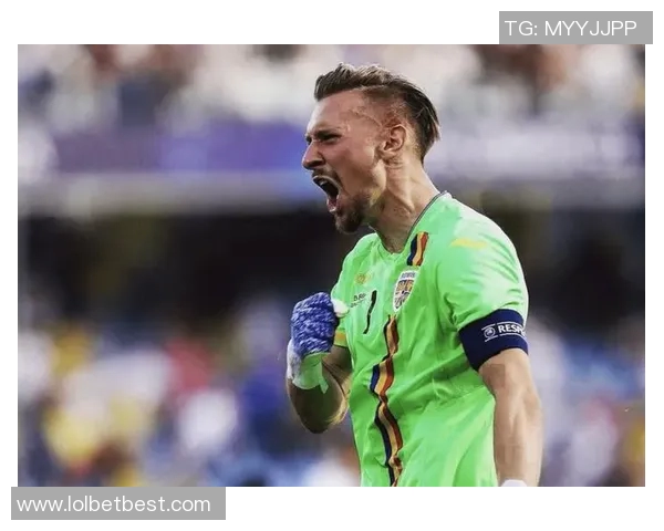 那不勒斯大胜里昂神扑瞬间点燃全场转会传闻引发热议