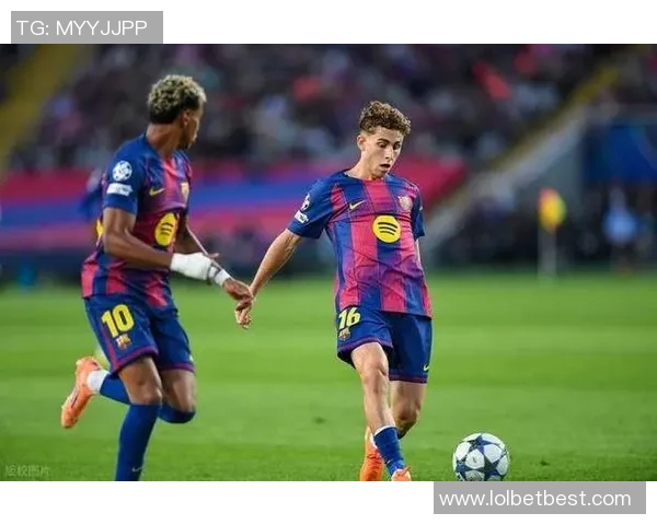 西甲激战曼联大胜巴萨帽子戏法点燃全场激情瞬间回顾