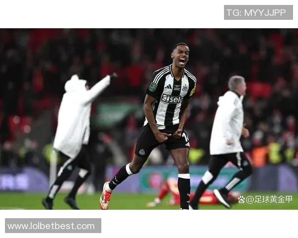 阿森纳逆转多特蒙德6-2全场沸腾转会传闻不断引发热议