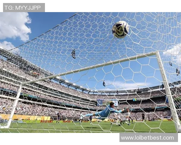 德甲激战巴黎圣日耳曼点球大战险胜莱比锡十大精彩进球回顾