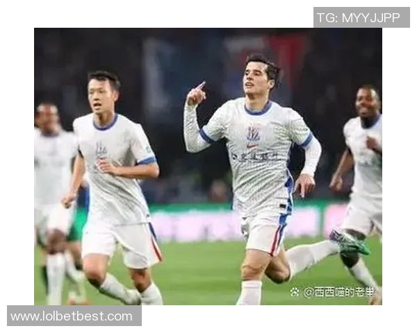 中超精彩对决尤文图斯大胜切尔西4比0补时进球点燃全场激情 中超精彩对决尤文图斯大胜切尔西4比0补时进球点燃全场激情