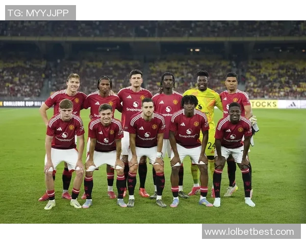 友谊赛精彩回顾：那不勒斯与曼联战成平局点球大战引发转会热议