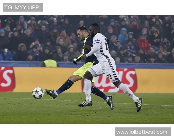 本菲卡强势逆转那不勒斯4-0晋级世界杯赛场精彩瞬间回顾